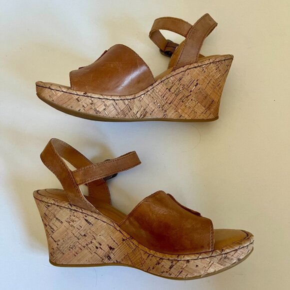 Born Agnio Tan Open Toe Wedge Sandals Size 7 - Picture 4 of 6